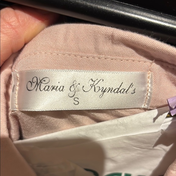 Chic Blush Pink Button-Up Shirt - Picture 2 of 3